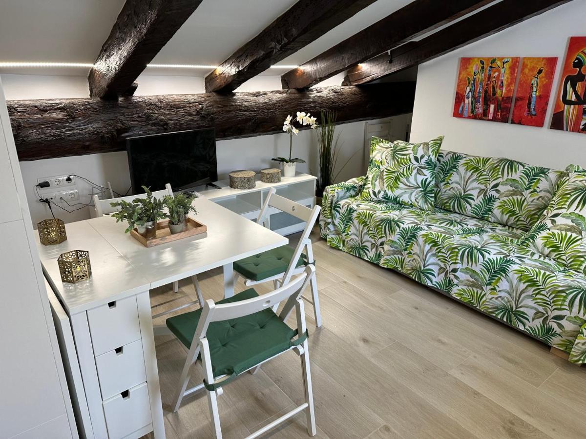 Casa Cullerer Apartment อัมโบสตา ภายนอก รูปภาพ