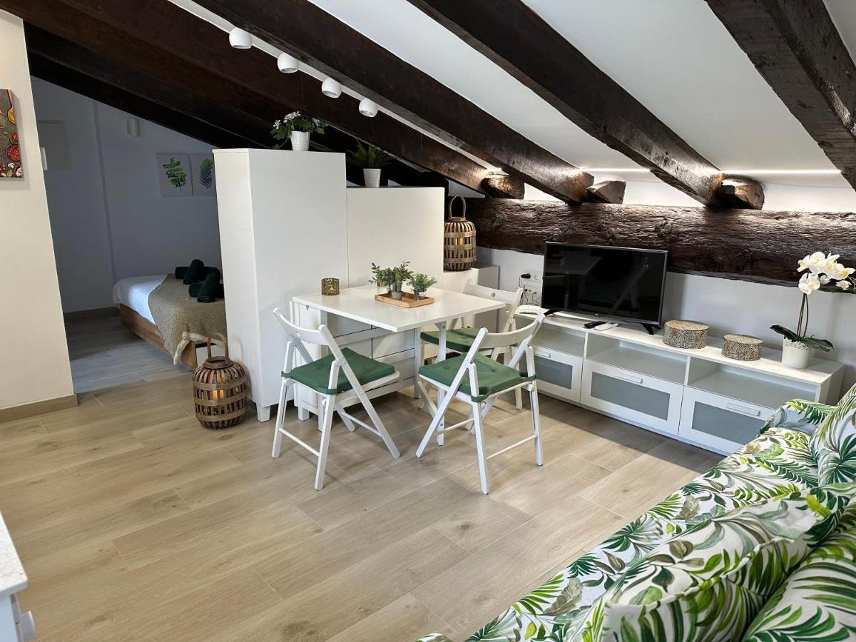 Casa Cullerer Apartment อัมโบสตา ภายนอก รูปภาพ